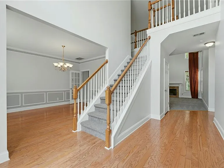 3032 Mockingbird Ln — Photo 3