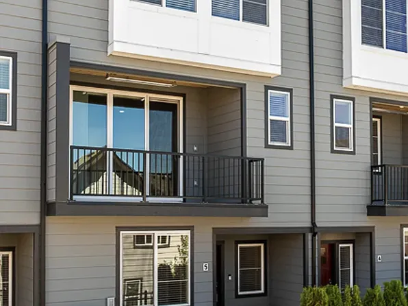 18886 67th Dr NE #2, Kenmore, WA 98028