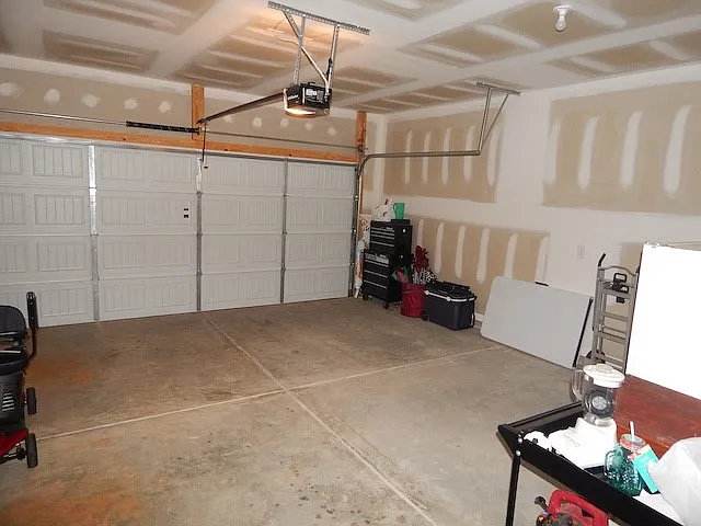 229 Carvel Trl — Photo 19