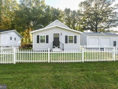 30 Hillside Rd, New Castle, DE, 19720