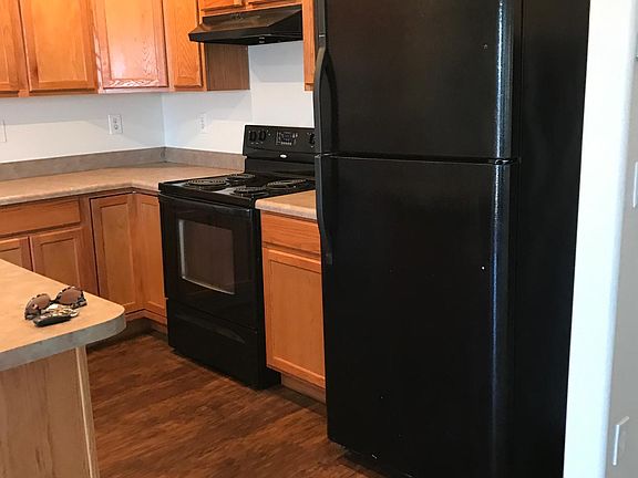 5th image of 5642 W Jones Ave
