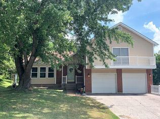 725 Turnbridge Dr, Fenton, MO