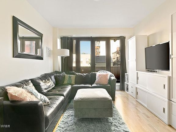 5th image of 500 4th Ave APT 2B