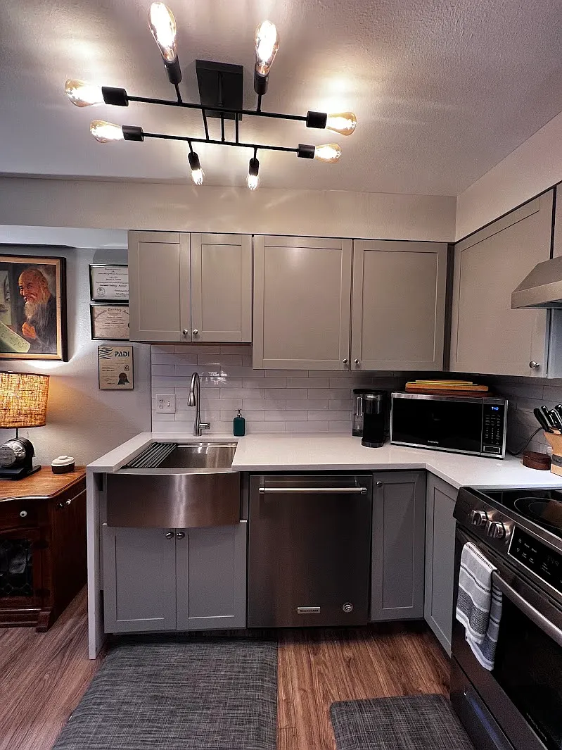 Studio, 457 sqft, $1,300 — Photo 3