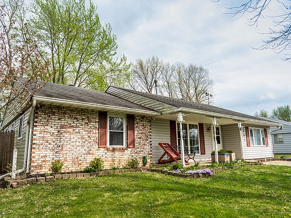 4th image of 8203 Railroad Rd