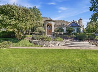 3941 N Cliff Rd, Port Clinton, OH 43452