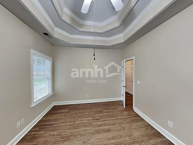 4013 Lilac Ln — Photo 11