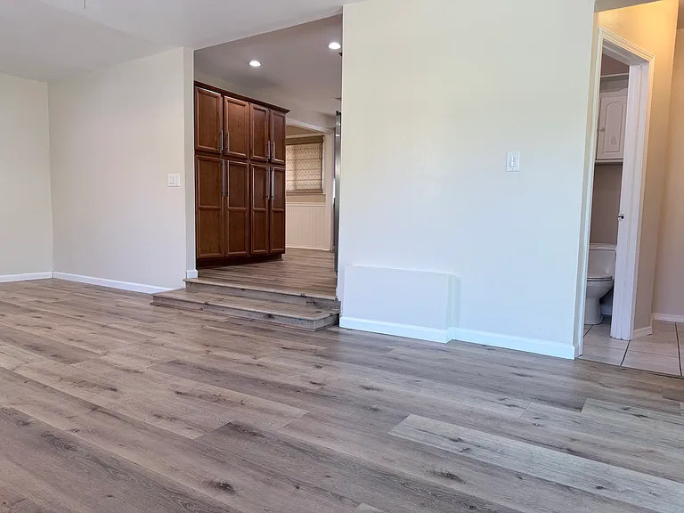 3082 Thurin Ave — Photo 11