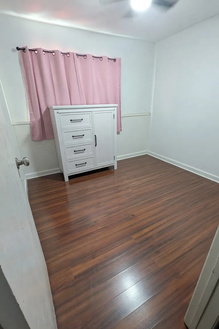 3 bed, 1.5 bath, 1224 sqft, $3,500 — Photo 4