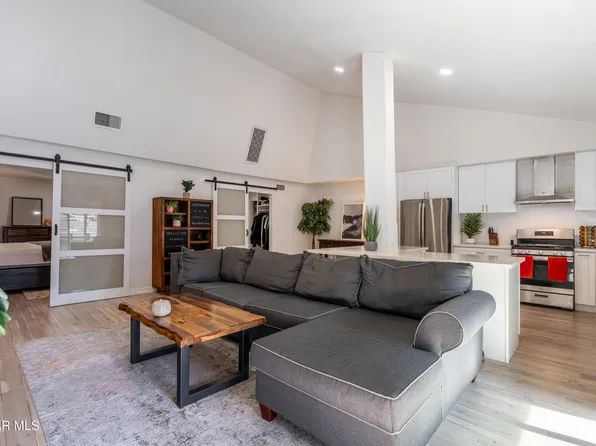 31550 Agoura Rd Unit 3, Westlake Village, CA 91361