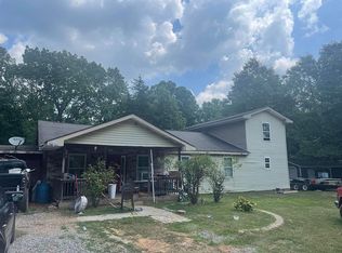 180 Skylark Rd, Murray, KY 42071
