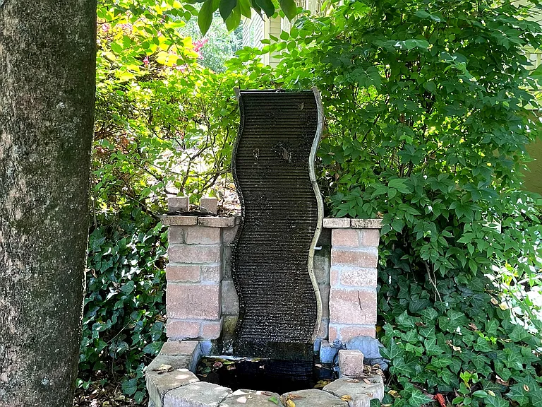 Fountain festure at the front