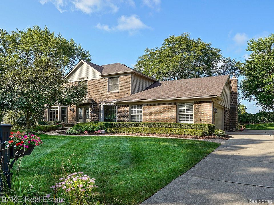 1st image of 46351 Lafonde Ct