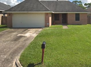 8802 Yvonne Dr, Houston, TX 77044