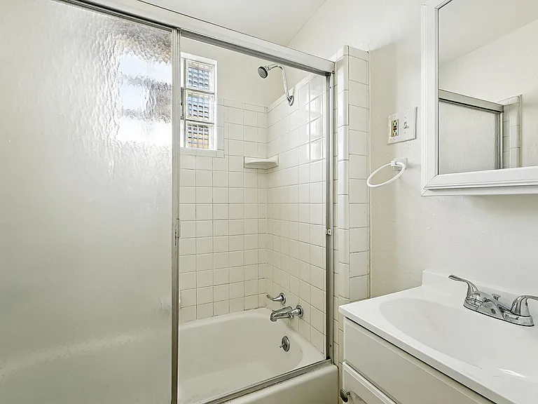 5631 W 16th Ave — Photo 16