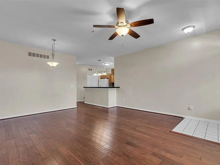 276 Constitution St — Photo 5
