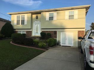 11302 Angelina Rd, Louisville, KY 40229