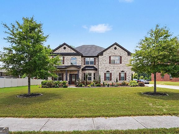2nd image of 707 Corsica Ln