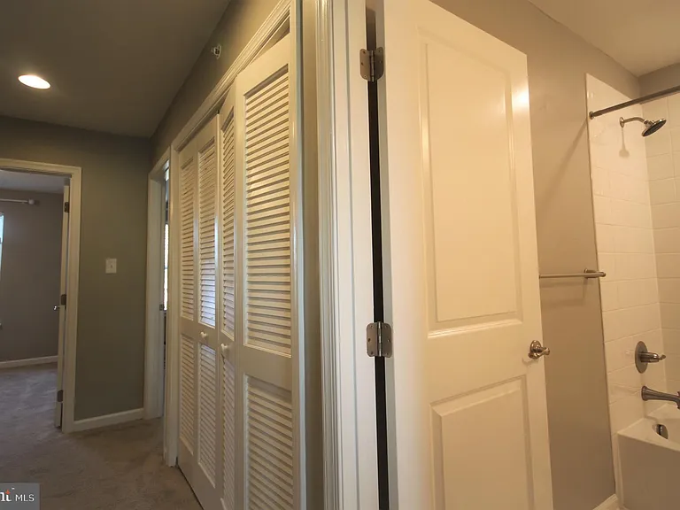 228 Compass Dr — Photo 17