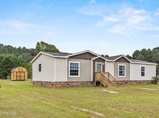 68 Old Hickory Ln, Elizabethtown, NC 28337