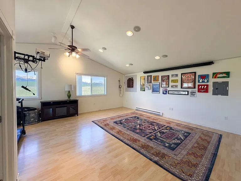 119 Bristlecone Ln — Photo 14