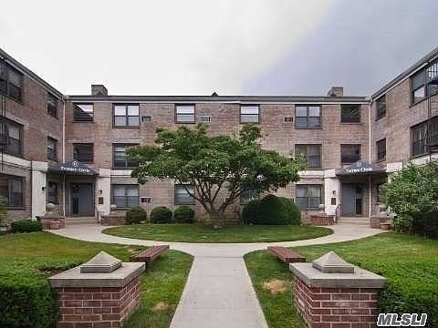 1st image of 6 W Mill Dr APT 1D