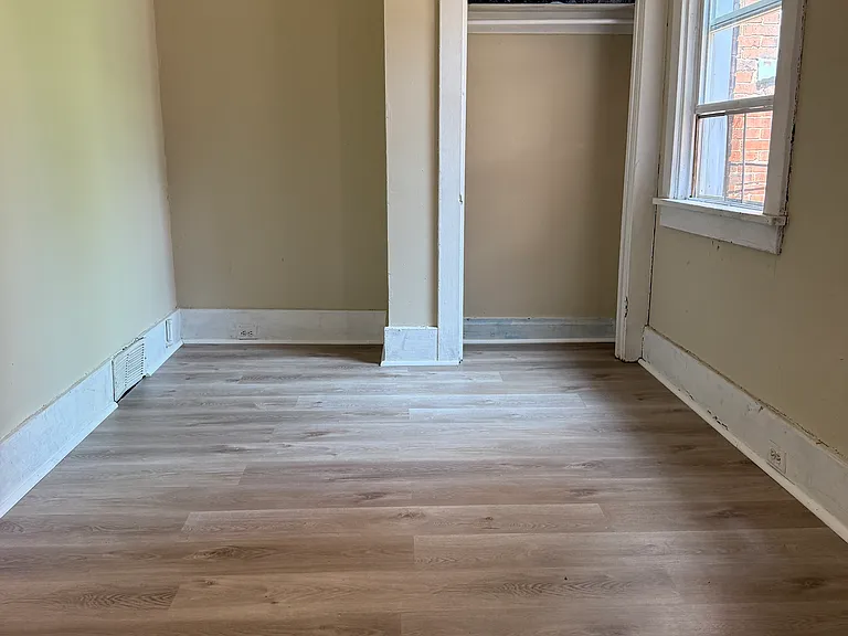 501 Cato St — Photo 16