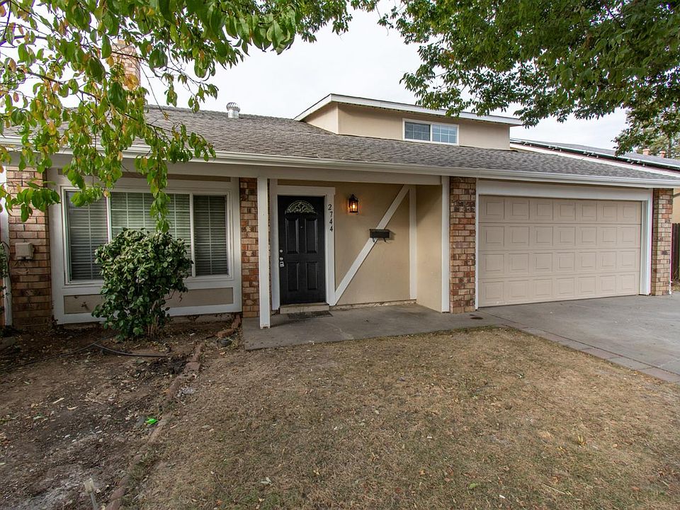 1st image of 2744 Bridgeford Dr