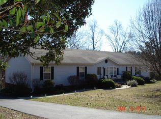 501 Anderson Rd, Eden, NC 27288