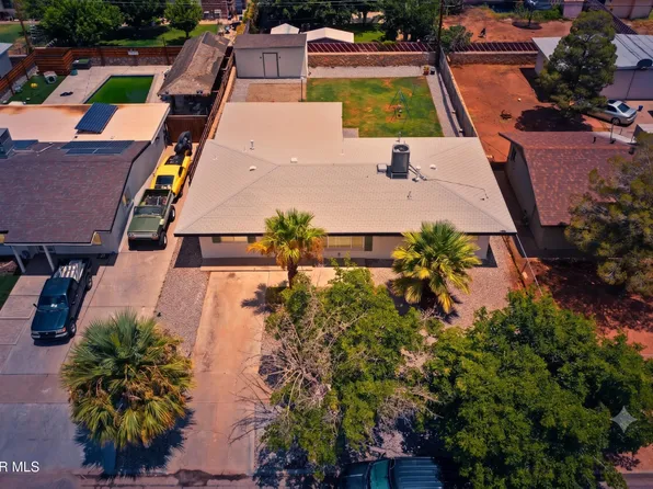 9024 Mount Rushmore Ln, El Paso, TX 79904
