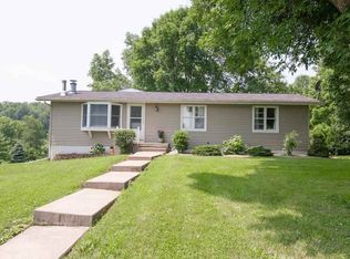 110 Merryhill Ln, Ely, IA 52227
