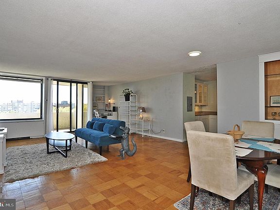 5th image of 1245 4th St SW APT E602