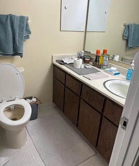 48 Club House Dr #204 — Photo 13