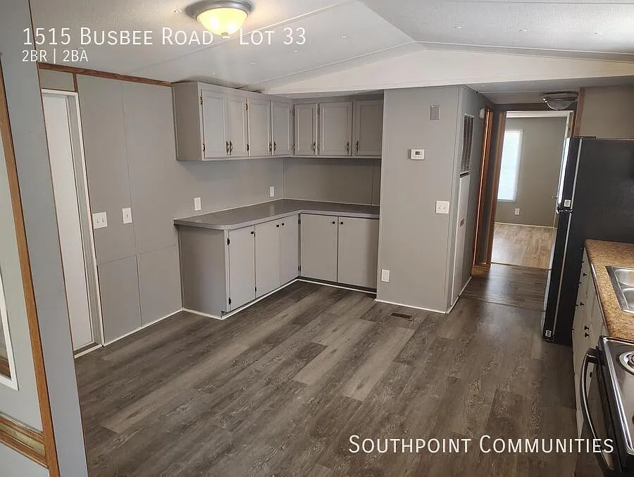 2 bed, 980 sqft, $950 — Photo 3