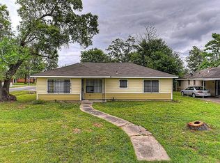 9018 Surry St, Houston, TX 77028