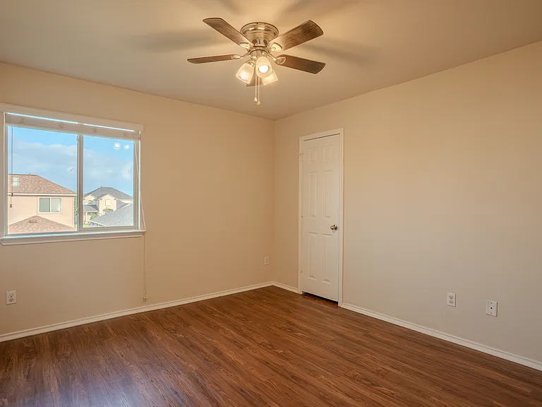 6217 Dorothy Muree Dr — Photo 22