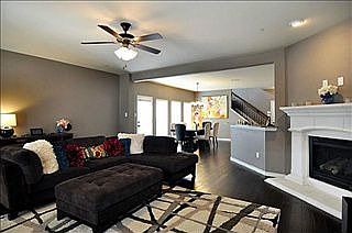 4th image of 4173 Comanche Dr