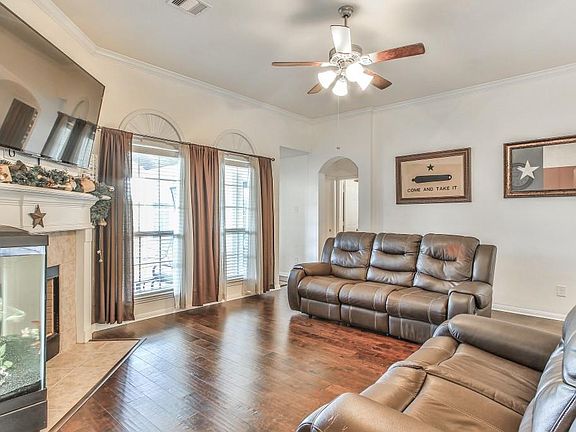 5th image of 129 Long Canyon Ln