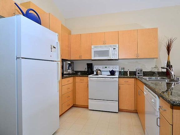 3rd image of 1501 Front St Unit 631