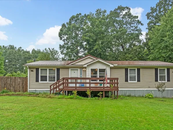 611 General Bragg Dr, Beechgrove, TN 37018