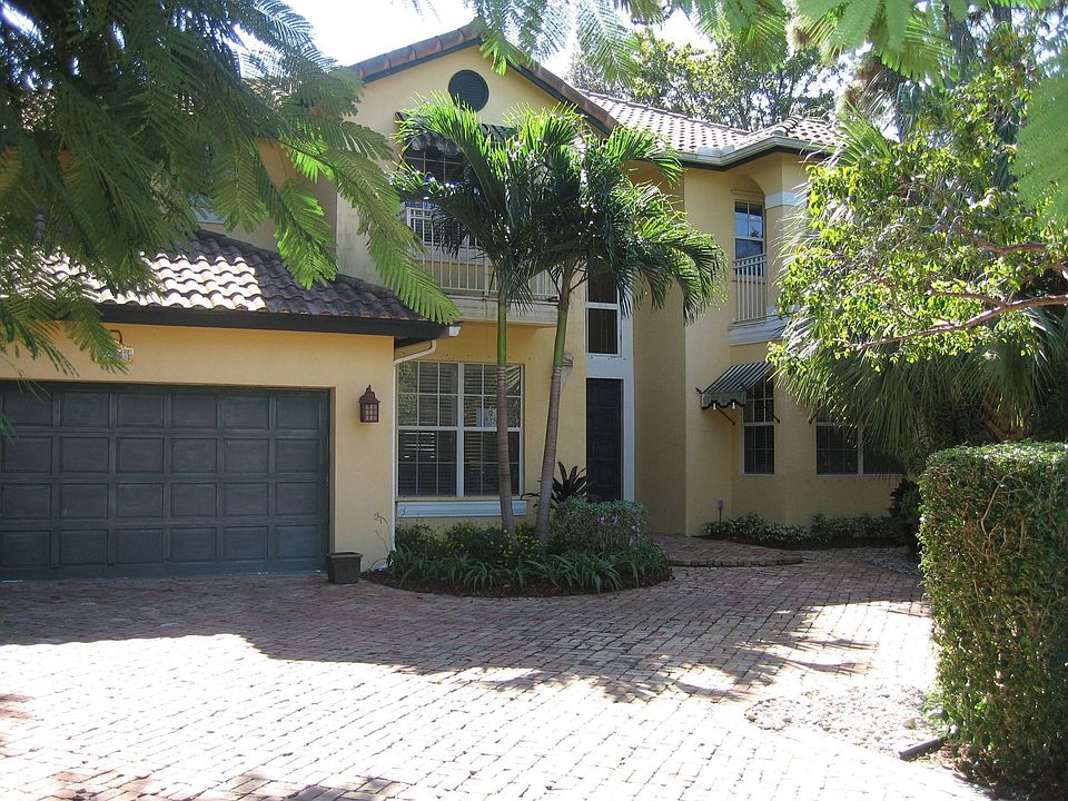 Chicago brick driveway