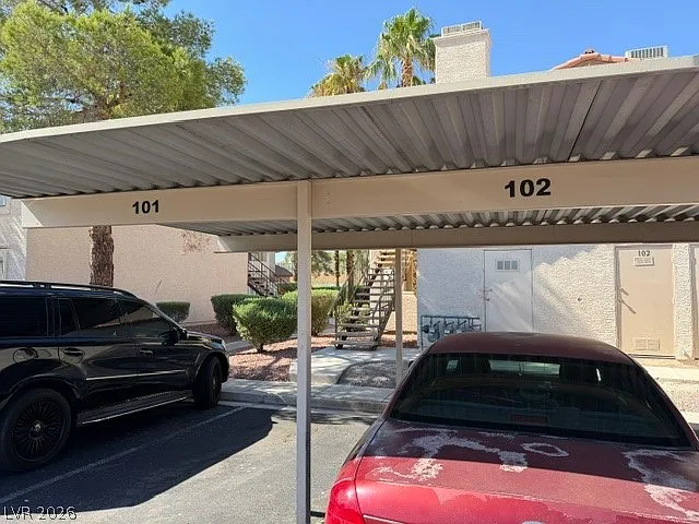 829 Rock Springs Dr #102 — Photo 16