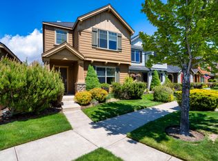 61181 Dayspring Dr, Bend, OR 97702
