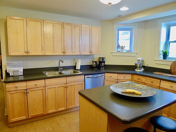 5th image of 3811 N Lawndale Ave