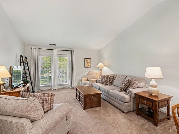 2nd image of 821 Neeb Rd APT 4