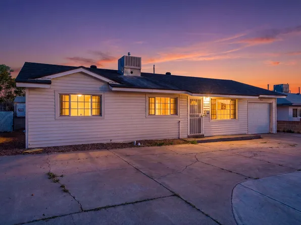 3808 Candelaria Rd NE, Albuquerque, NM 87110