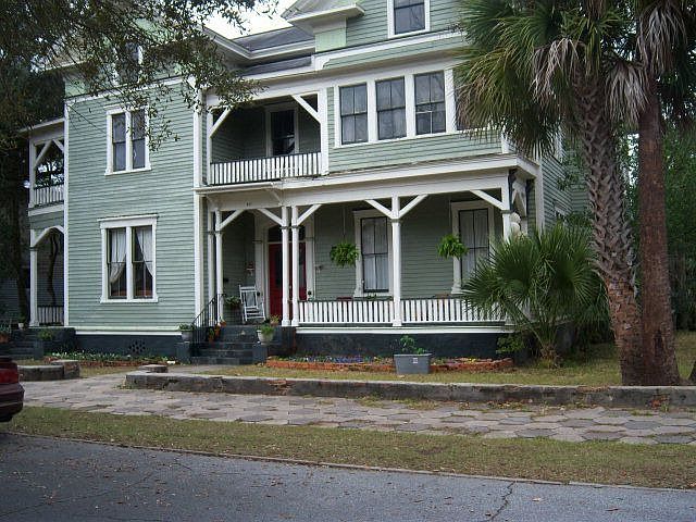 2nd image of 927 Union St #3