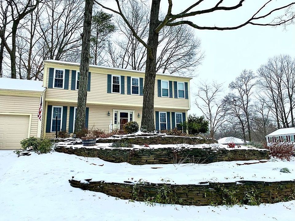 1st image of 4400 Loganberry Ln