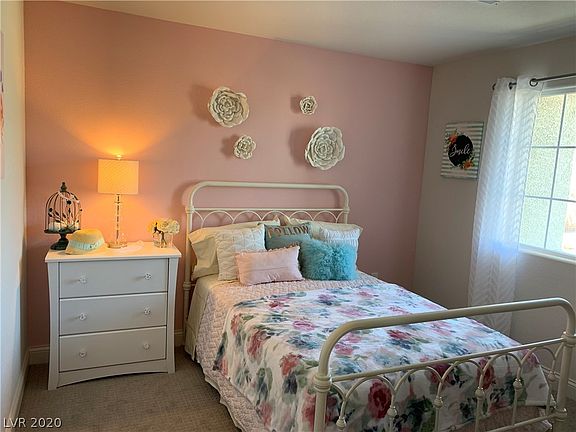 5th image of 227 La Madre Way