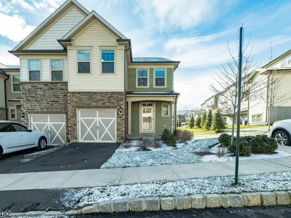 41 Albert Ct #1405, Randolph, NJ 07869